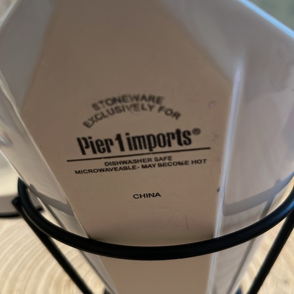 Pier 1 Imports White Ceramic Appetizer Server Set (Fries, etc.) - Picture 2 of 4